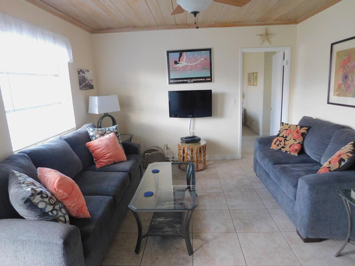 The Grove Beach Condominiums Delray Beach Bagian luar foto